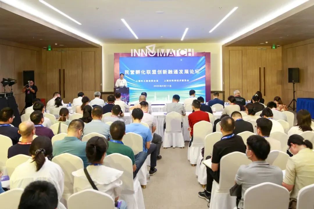 民营技术创新孵化1.jpg 民营技术创新孵化1.jpg